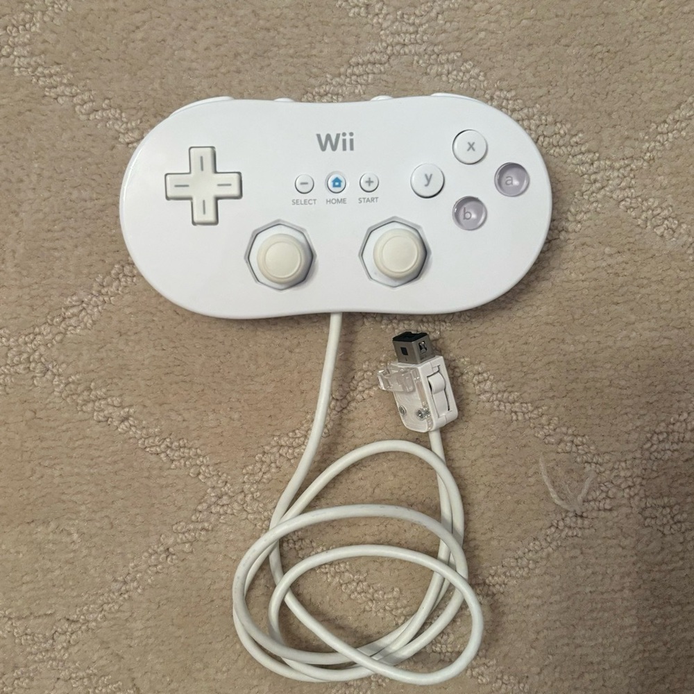 OEM Nintendo Wii Classic Controller White RVL-005 READ